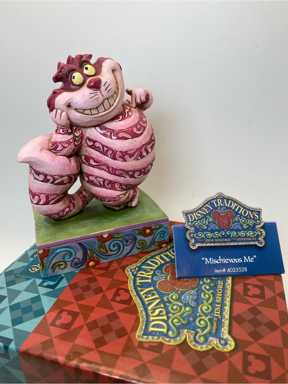 NEW Walt Disney Traditions Cheshire Cat Figurine Jim Shore Alice Wonderland